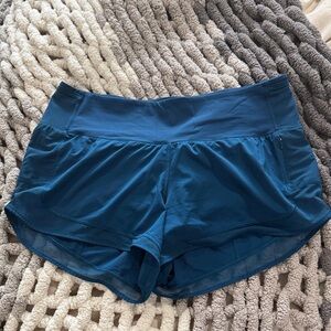 Lululemon Speed Up Shorts 2.5” Teal Blue Size 8 Mesh Running Athletic